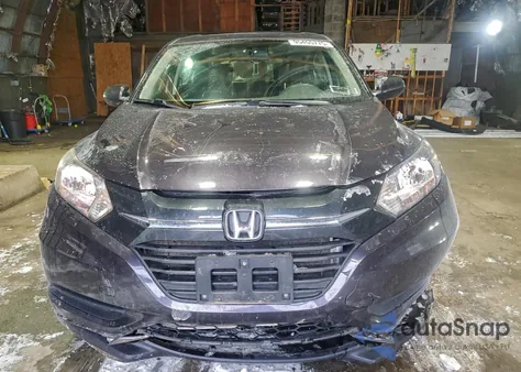 2018 Honda Hr-V Lx z USA, uszkodzony, nr VIN 3CZRU6H30JM724650